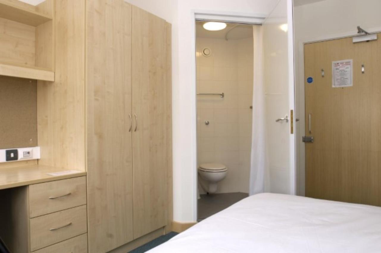 Guest house Bright Ensuite Rooms, - Sk *