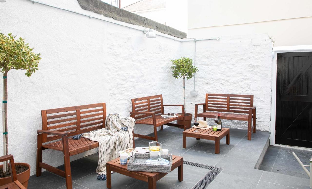 Park House: Historic Gem With Coastal Views Holiday home *