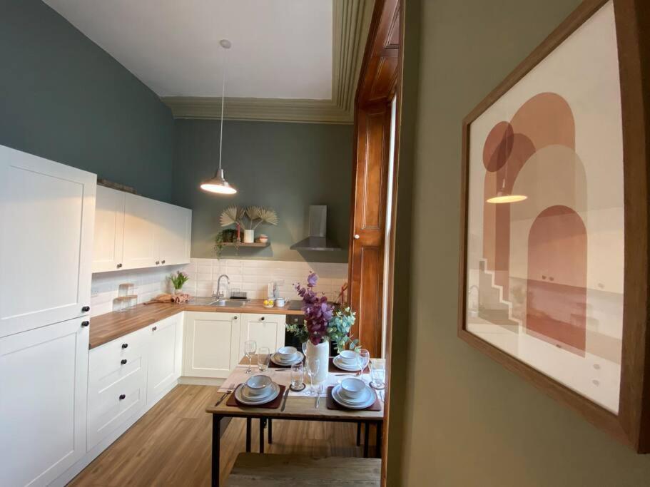 Fabulous Flat In Durnford Street Apartment