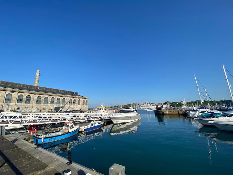 Fabulous Flat In Durnford Street *