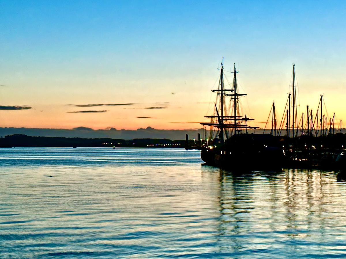 Royal William Yard - Large And Luxurious With Free Parking Apartment Plymouth