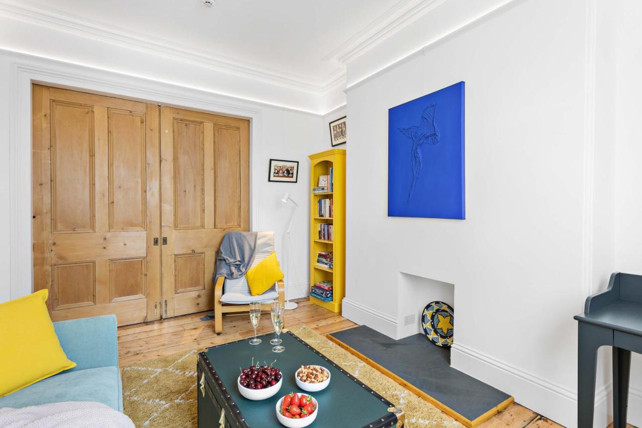 Park House: Historic Gem With Coastal Views Holiday home