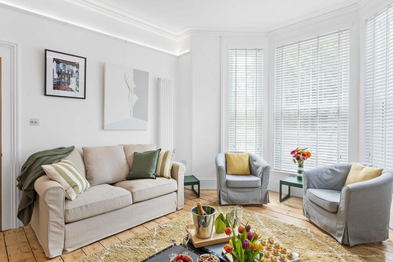Holiday home Park House: Historic Gem With Coastal Views *