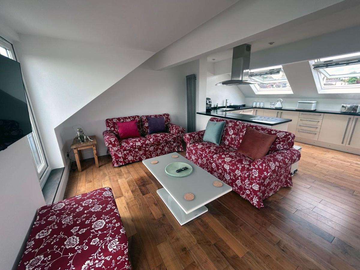 Seascape Penthouse With Free Parking Plymouth