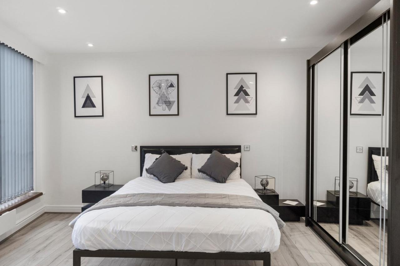 Large Penthouse By Opal Plymouth