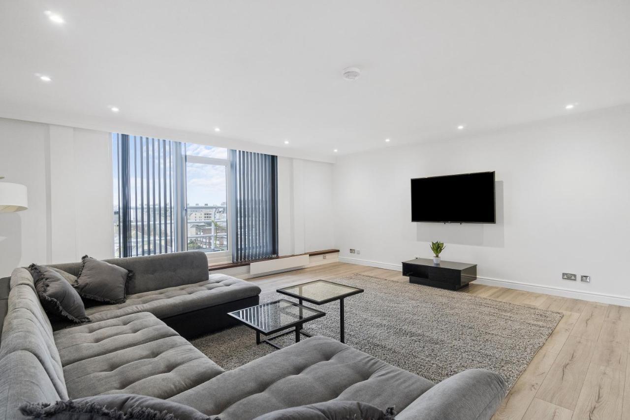 Large Penthouse By Opal Apartment