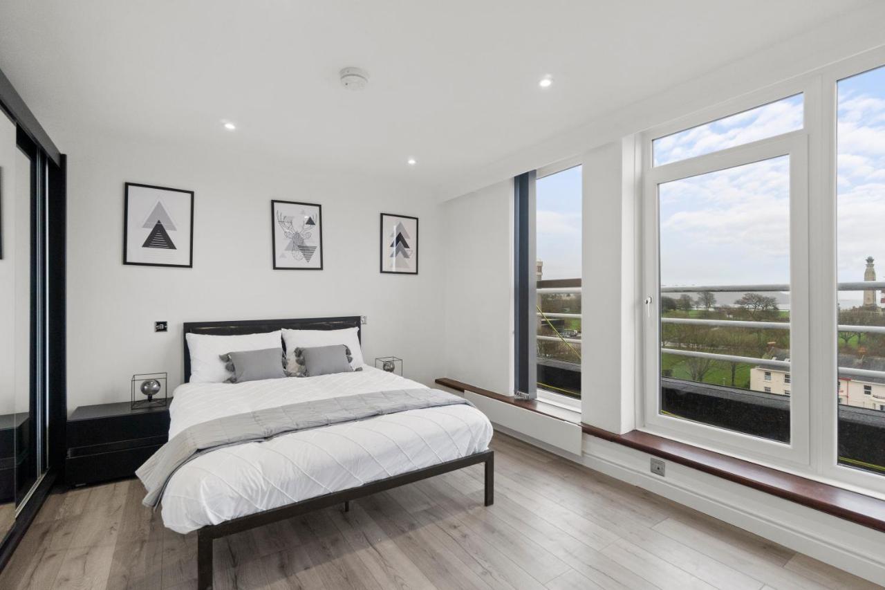 Large Penthouse By Opal Apartment Plymouth