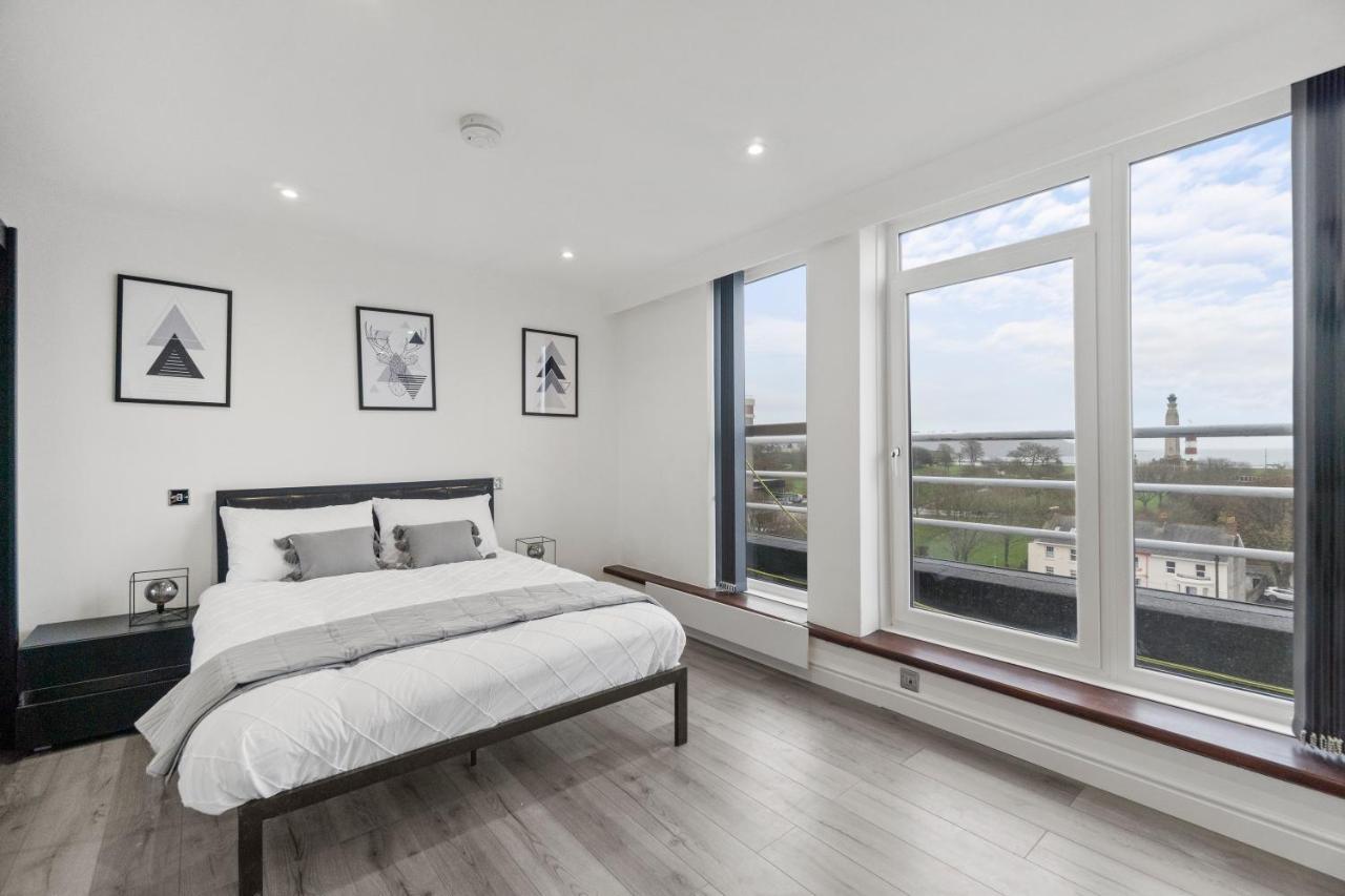 Large Penthouse By Opal * Plymouth