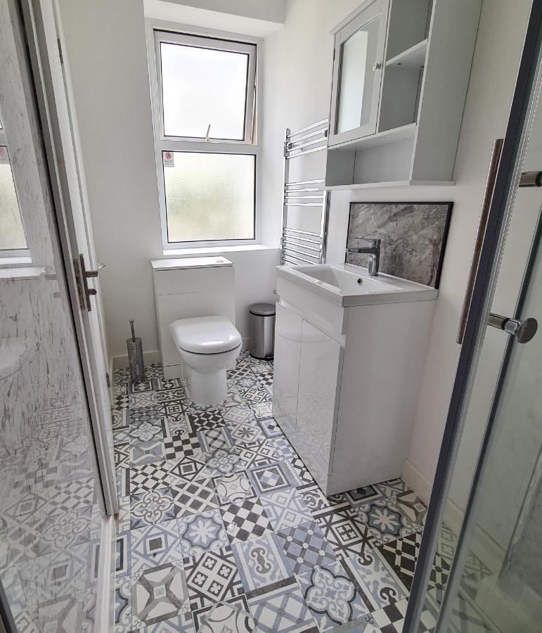 Station House Guest house *