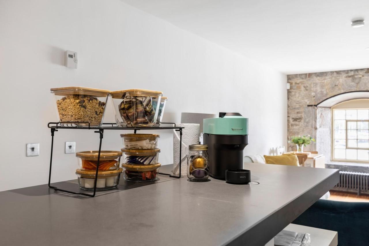 Luxury 2 Bed In Historic Royal William Yard Apartment *