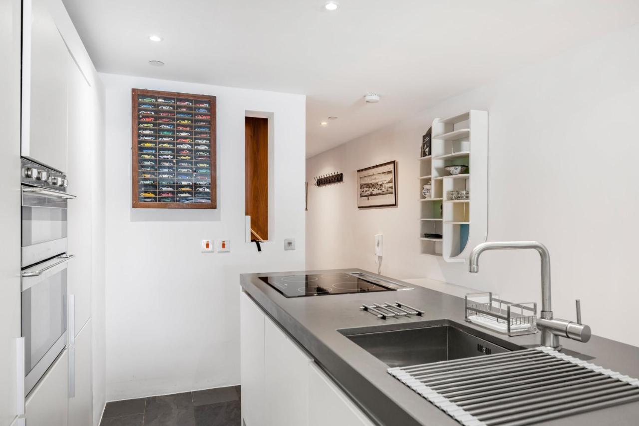 Luxury 2 Bed In Historic Royal William Yard Plymouth