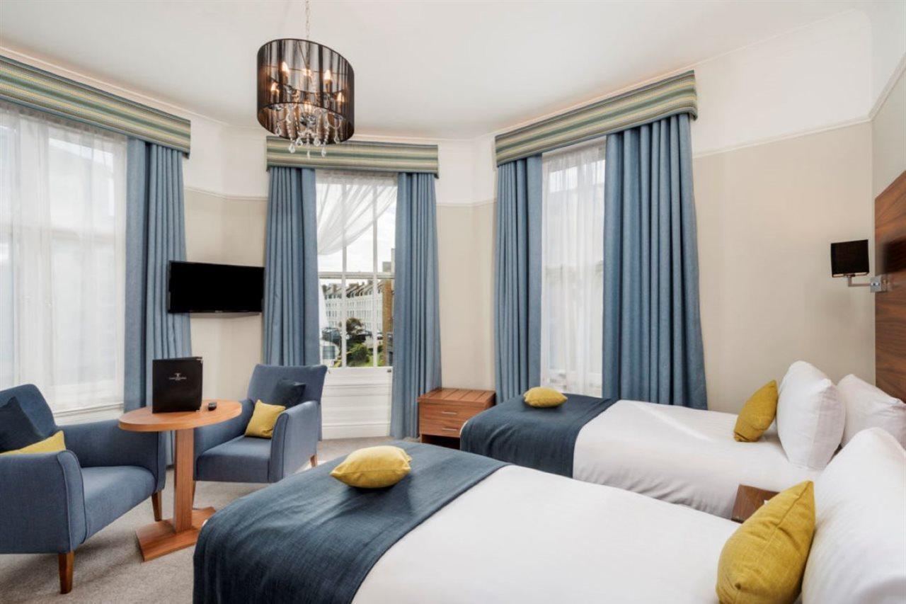 New Continental Hotel; Sure Collection By Western 3*