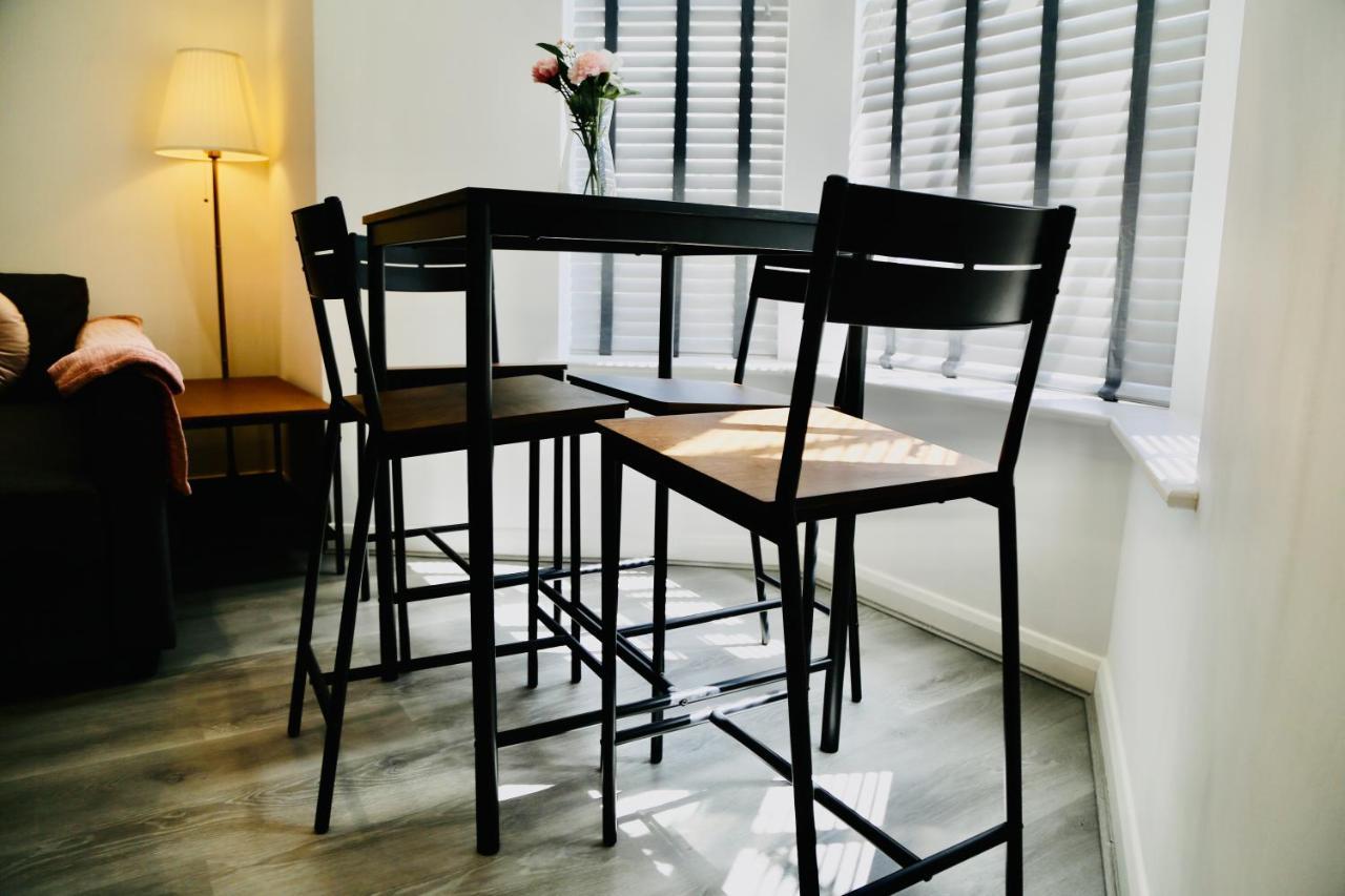 Apartment New Modern With Free Private Parking