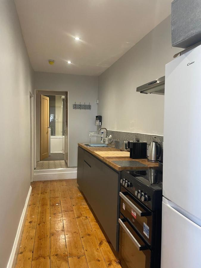 Great 2 Bedroom Flat Apartment Plymouth