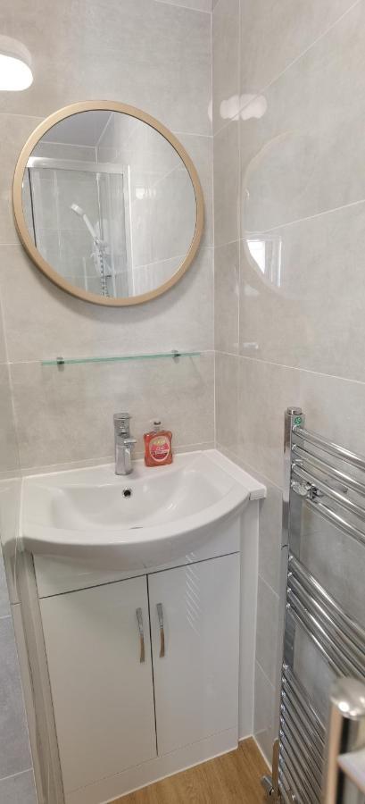 Comfy 2 Bedroom In Location, Newly Refurbished Plymouth