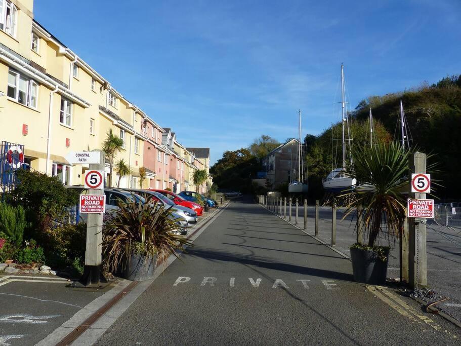 Marina View * Plymouth