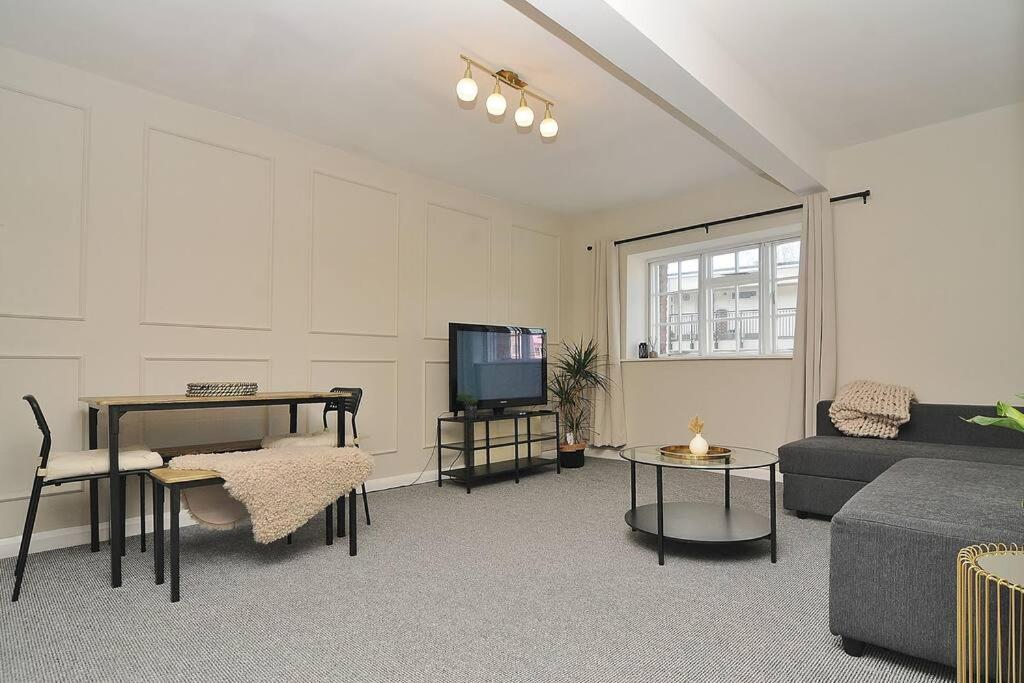 Stylish Apartment, Barbican *