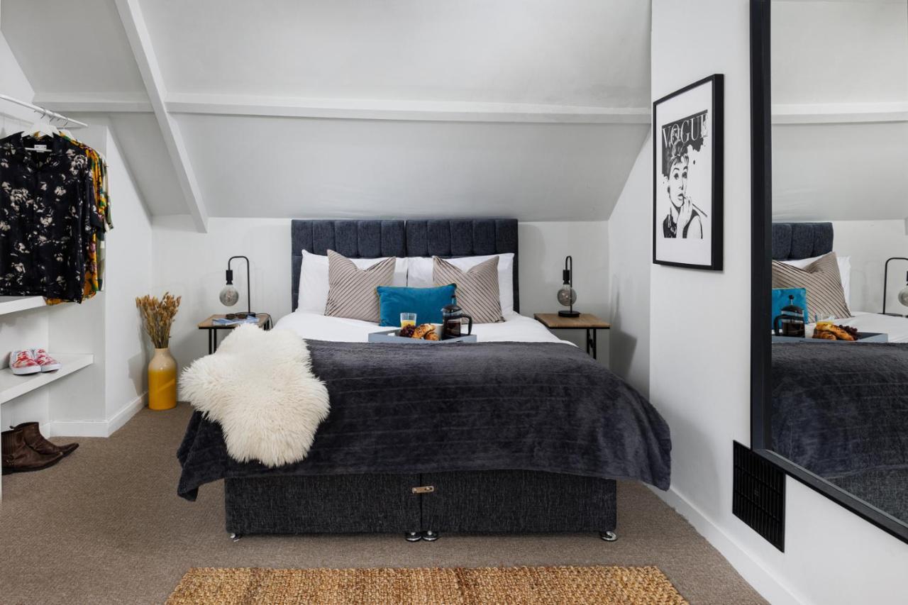 1 Bedroom - Sleeps 5 - Habita * Plymouth