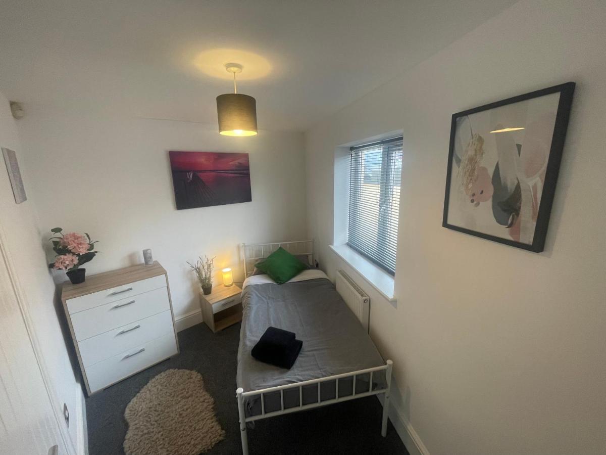 Homestay Two Bedroom Detached Modern Close To Argyle Fc