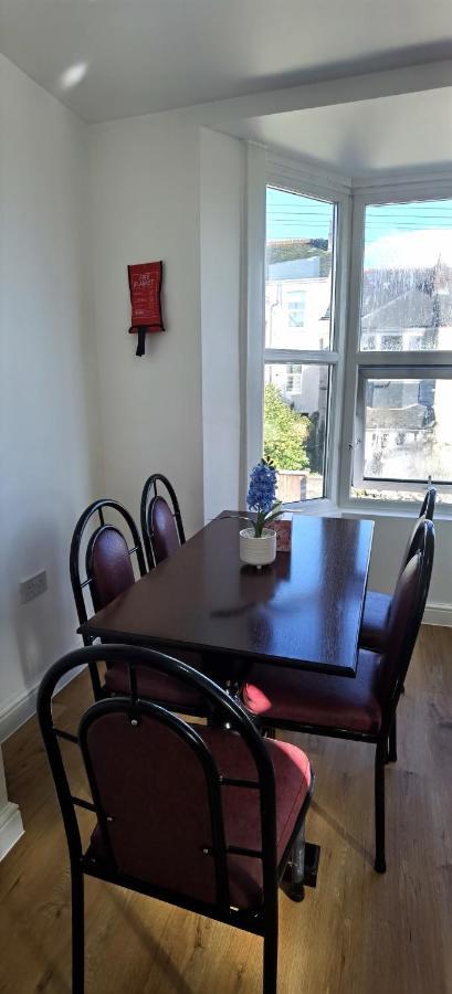 Comfy 2 Bedroom In Location, Newly Refurbished Plymouth