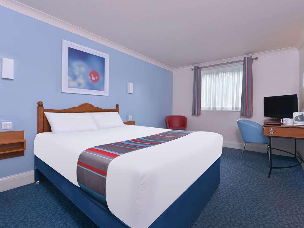 Travelodge Roborough