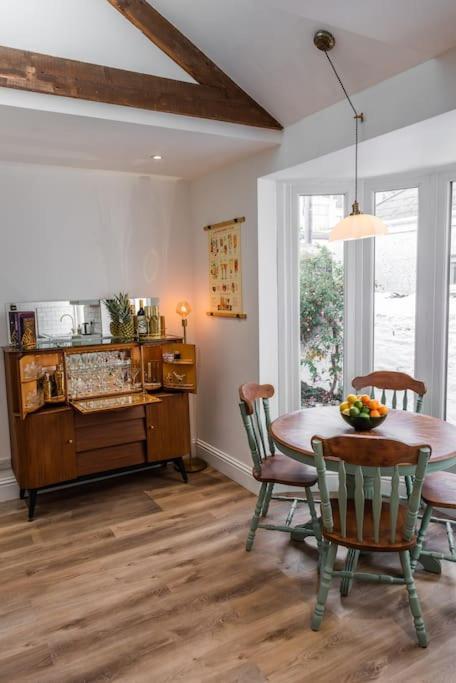 4-bed Botanical Retreat