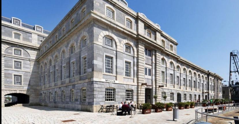 Apartment Rwy Suite48 Luxury With Optional Parking Plymouth