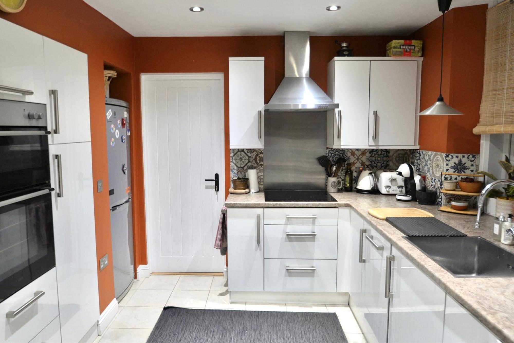 Bright And Cosy, 3 Bedroom Holiday home