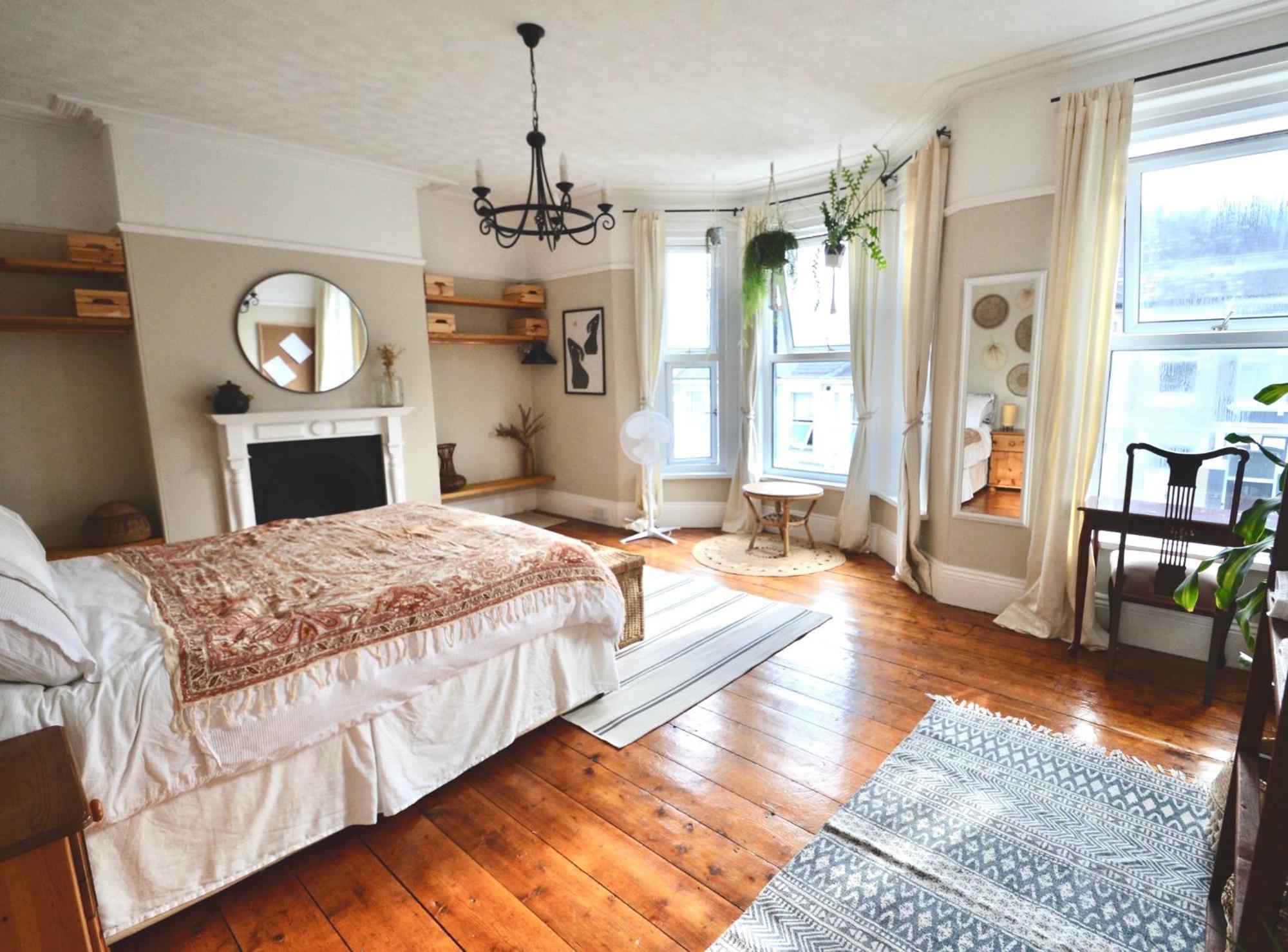 Bright And Cosy, 3 Bedroom