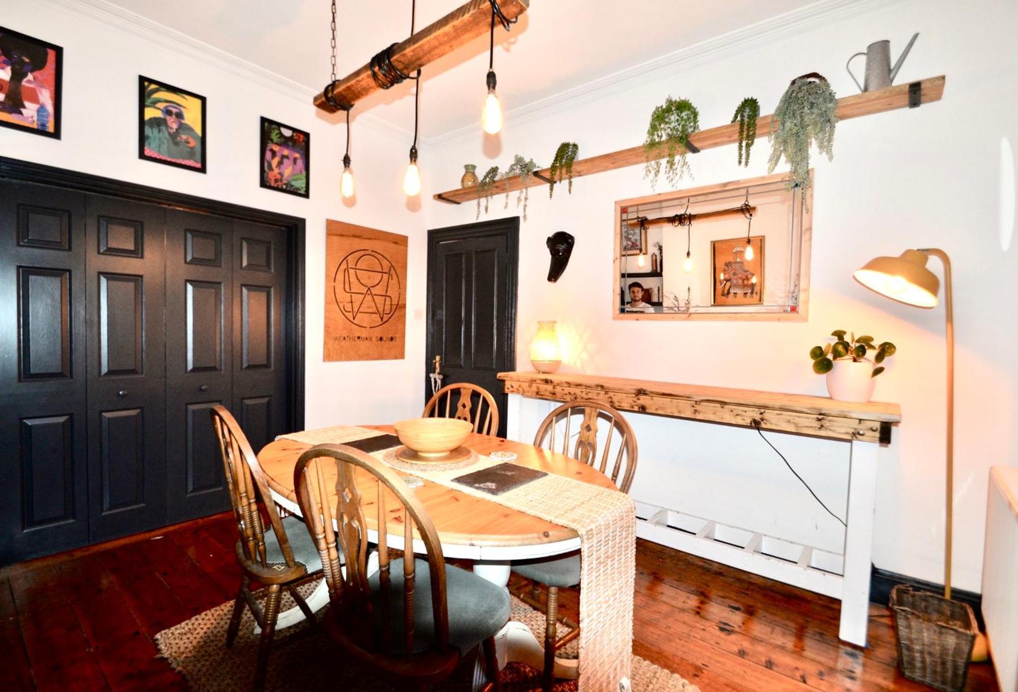 Bright And Cosy, 3 Bedroom Holiday home