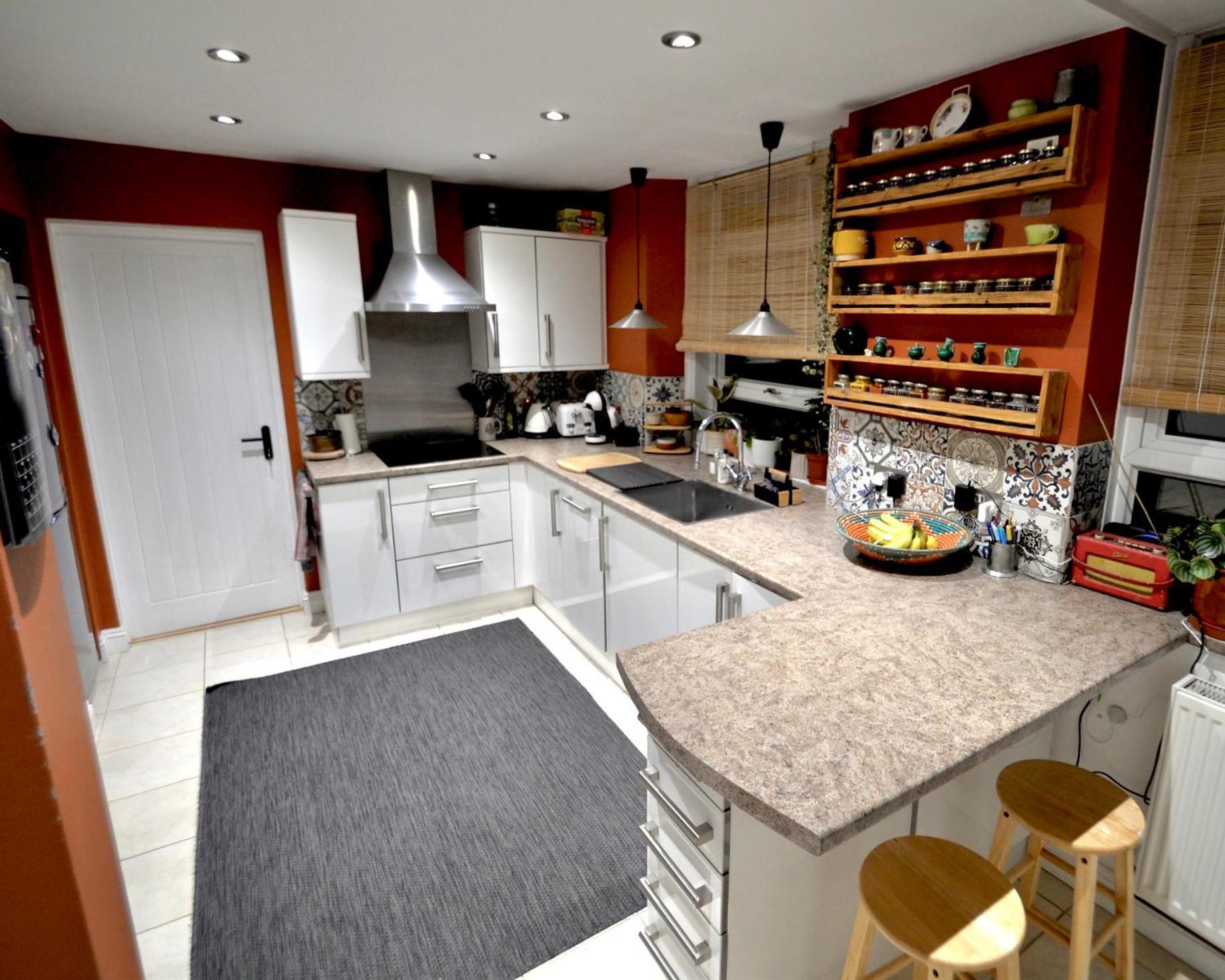 Holiday home Bright And Cosy, 3 Bedroom *