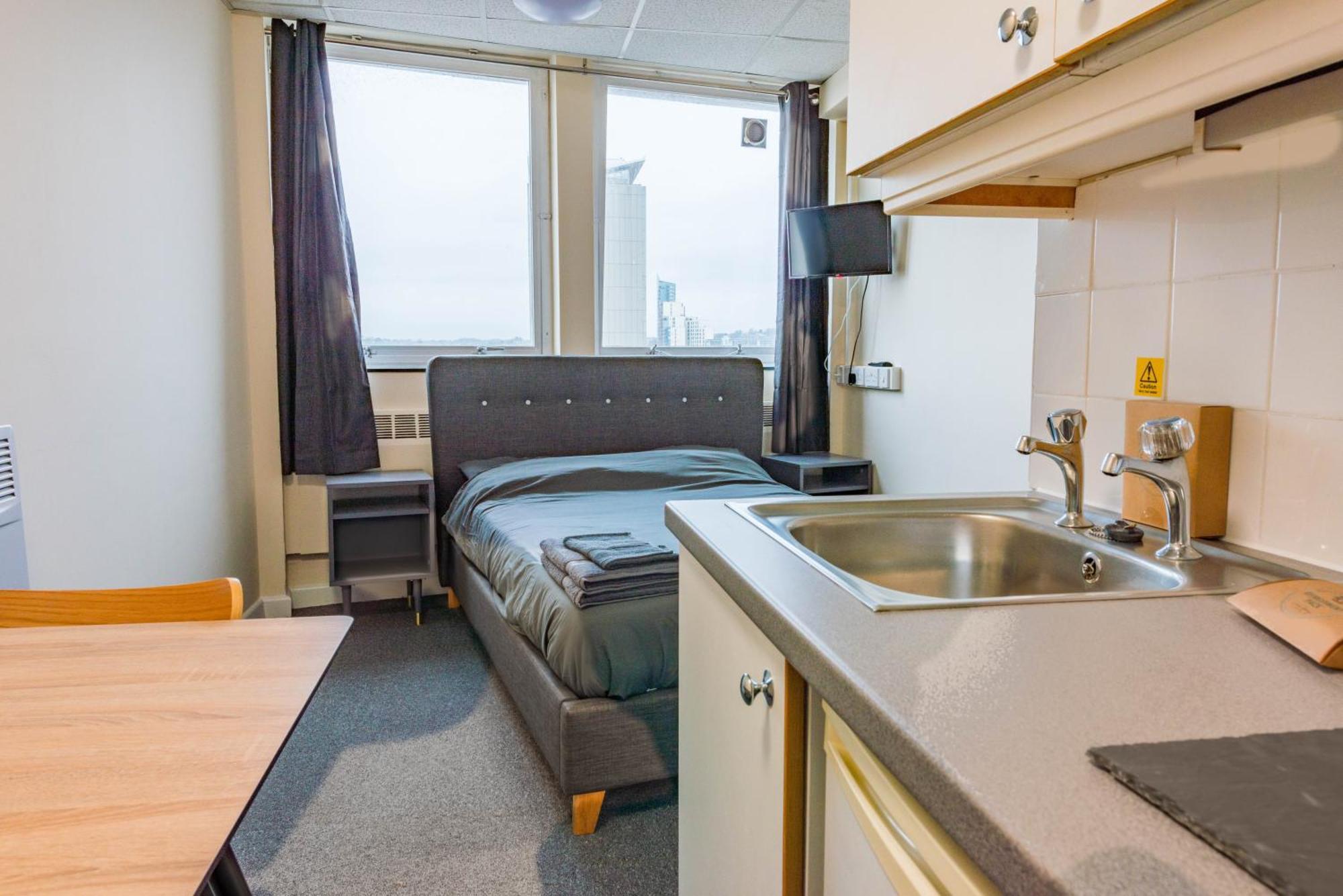 Apartment Standard En-suite 2 *