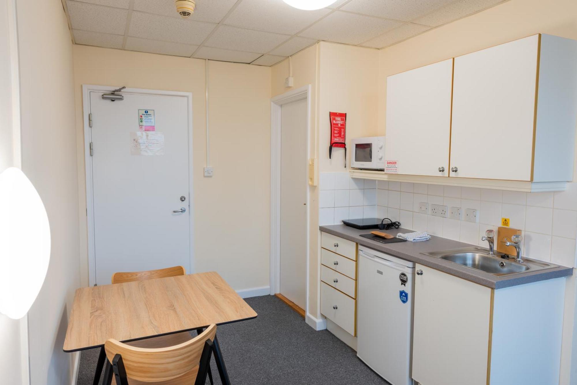 Standard En-suite 3 Plymouth