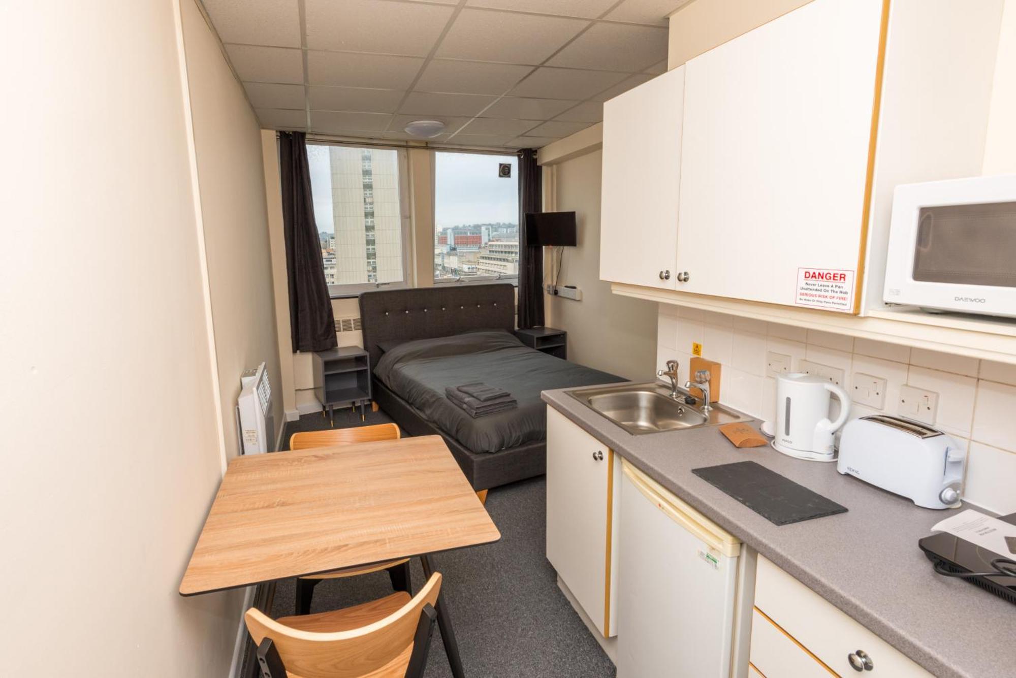 Standard En-suite 2