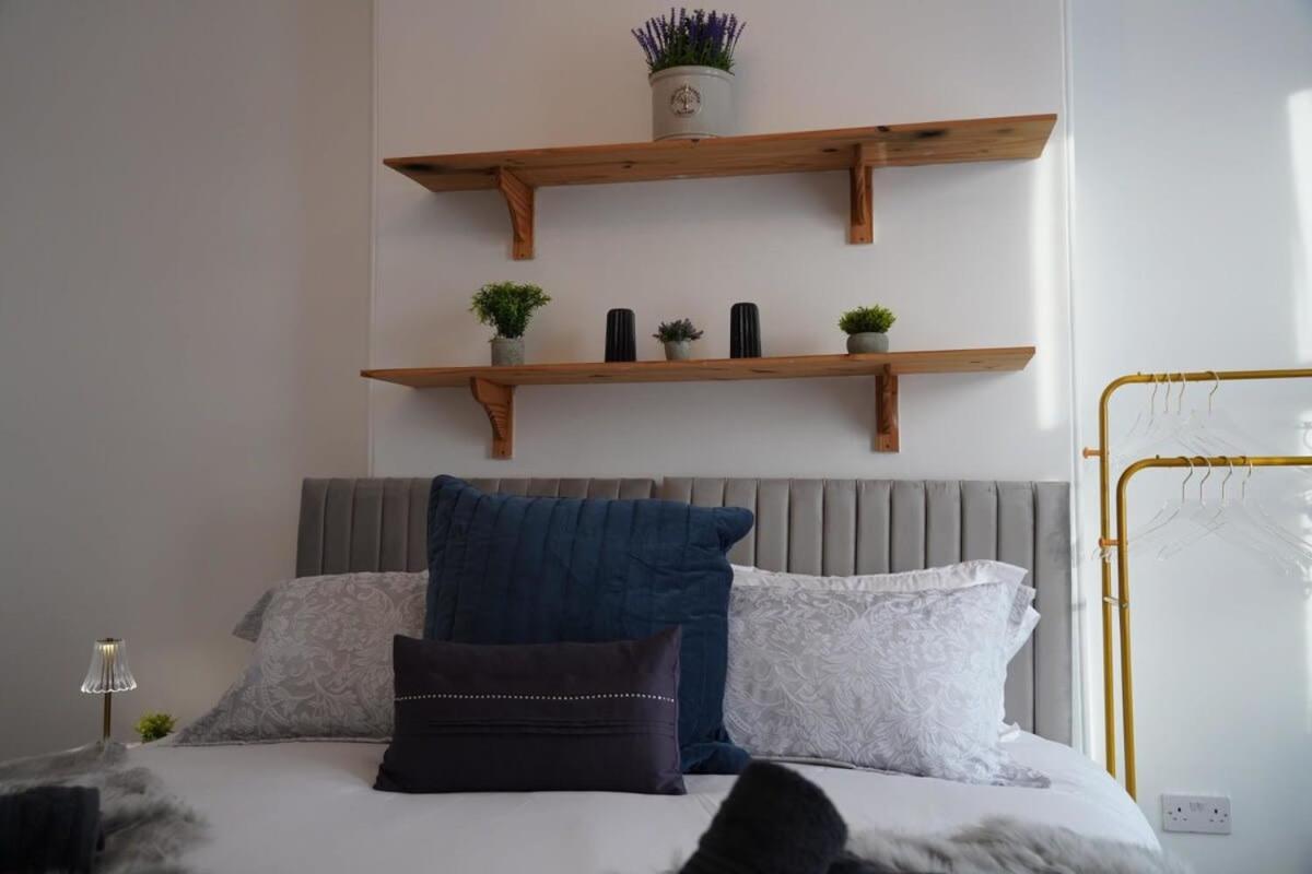 Apartment Modern Spacious 6 Bed In With Parking Plymouth