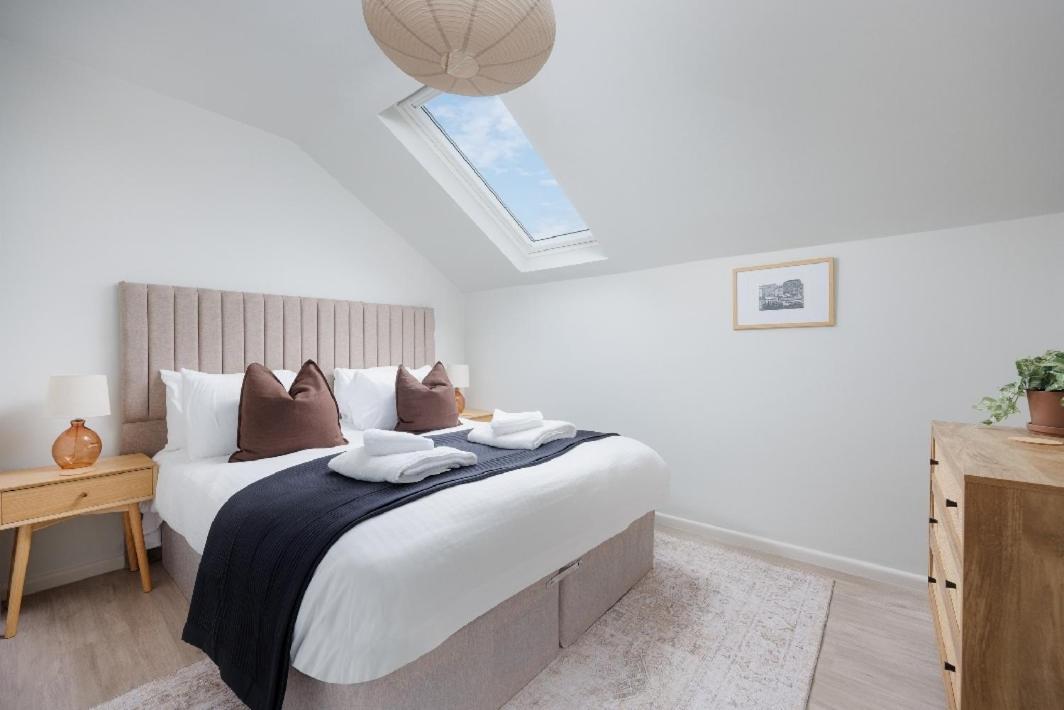 2 Bed - Penthouse The Gatehouse By Pureserviced