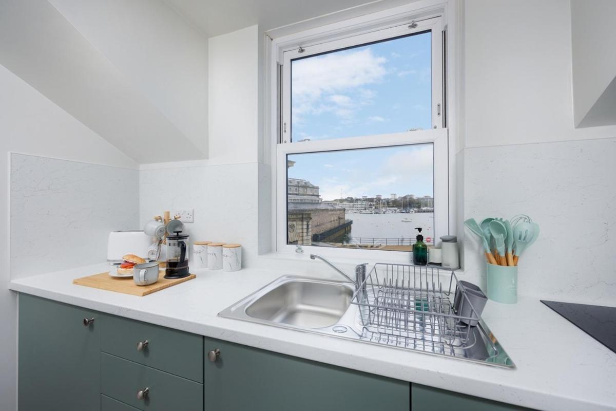 2 Bed - Penthouse The Gatehouse By Pureserviced Plymouth