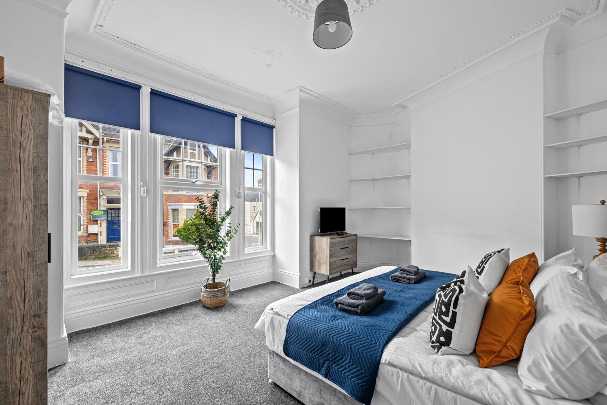 Fabulous House In Apartment