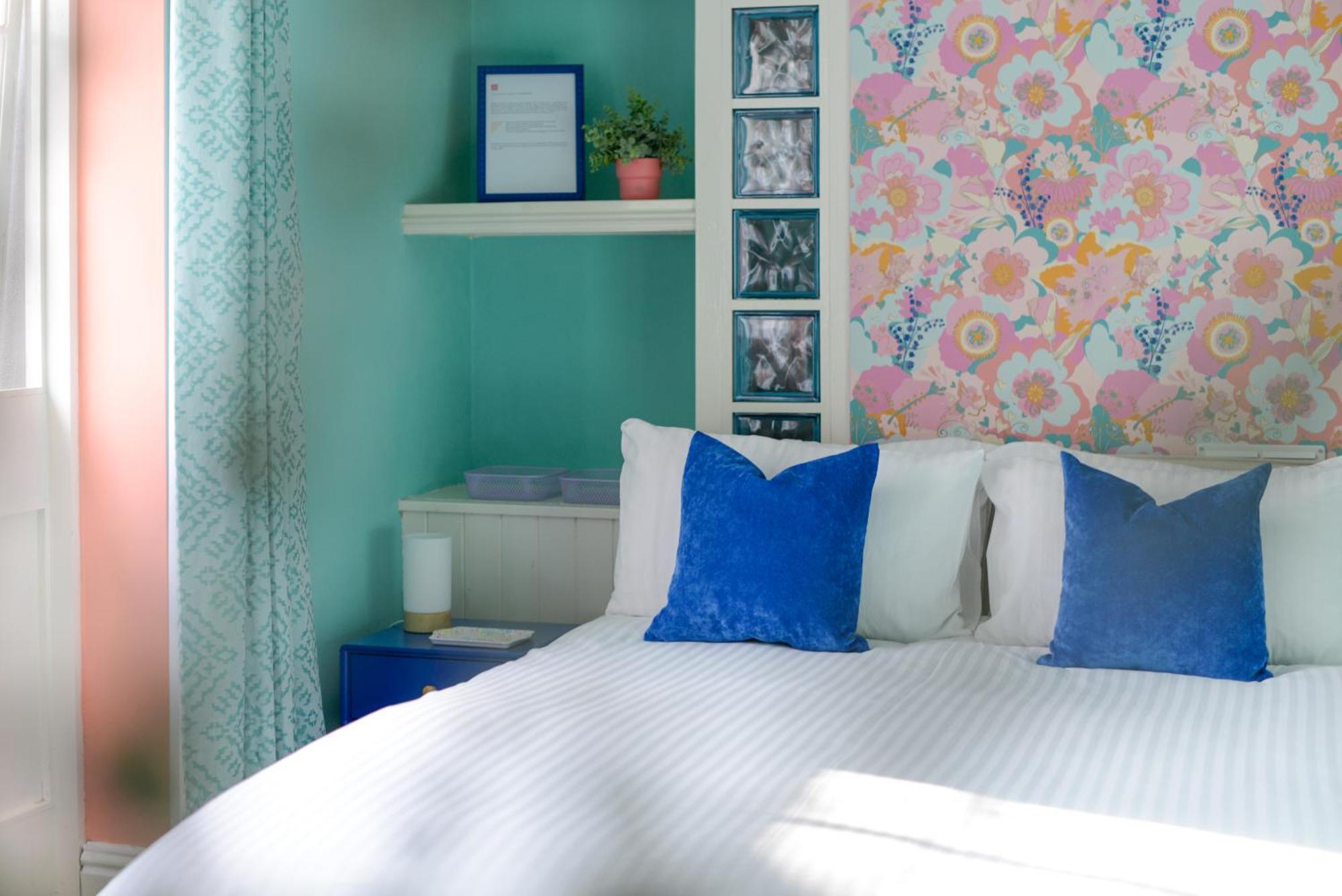 Harbour Court Plymouth - Free Parking - Tucked Away On The Barbican With Courtyard - By Ocean City Retreats Plymouth
