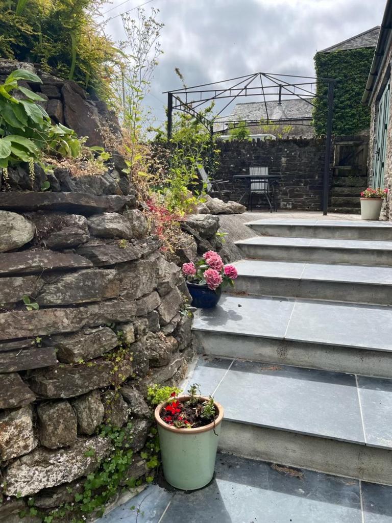 Maristow Cottages, Overlook Tamar Valley Dartmoor Apartment Plymouth