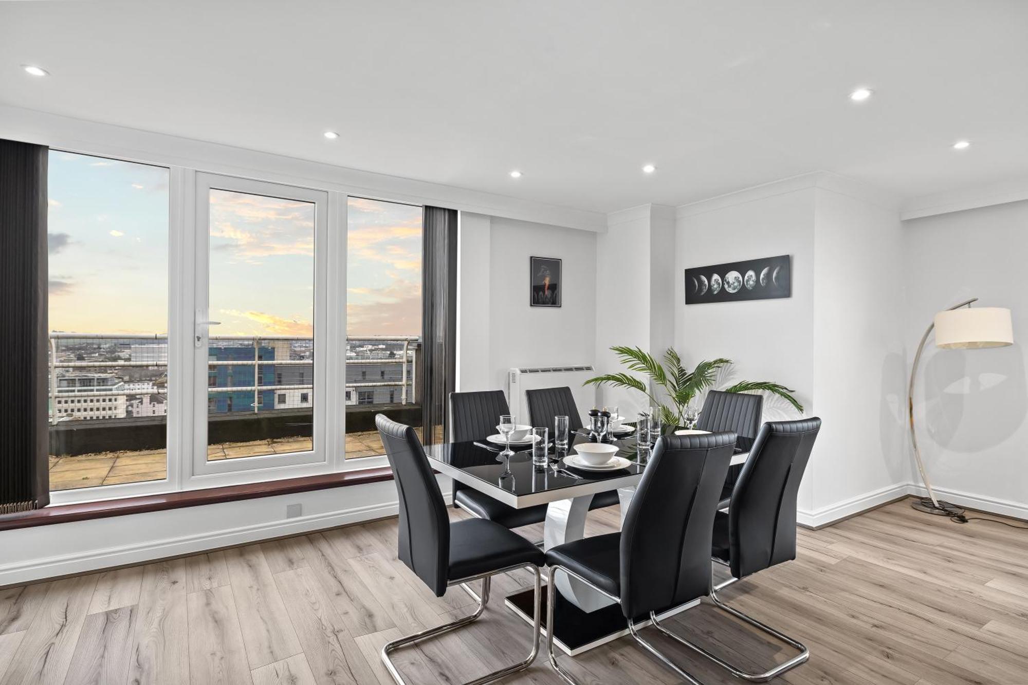 Centre Penthouse - Weekend Getaway