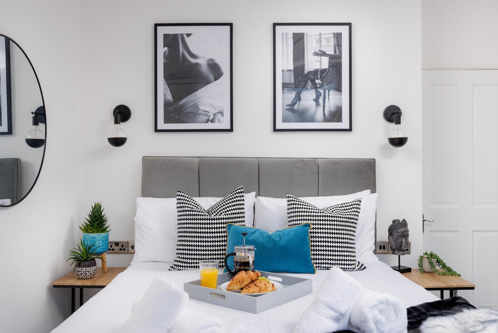 Boujis - Sleeps 4 - Habita