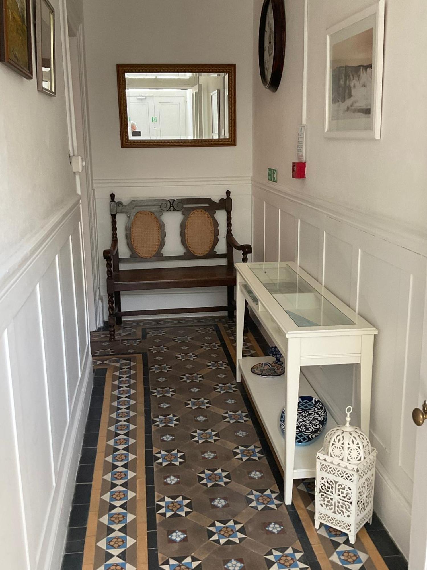 Plymouth Central Apartments Apartment *