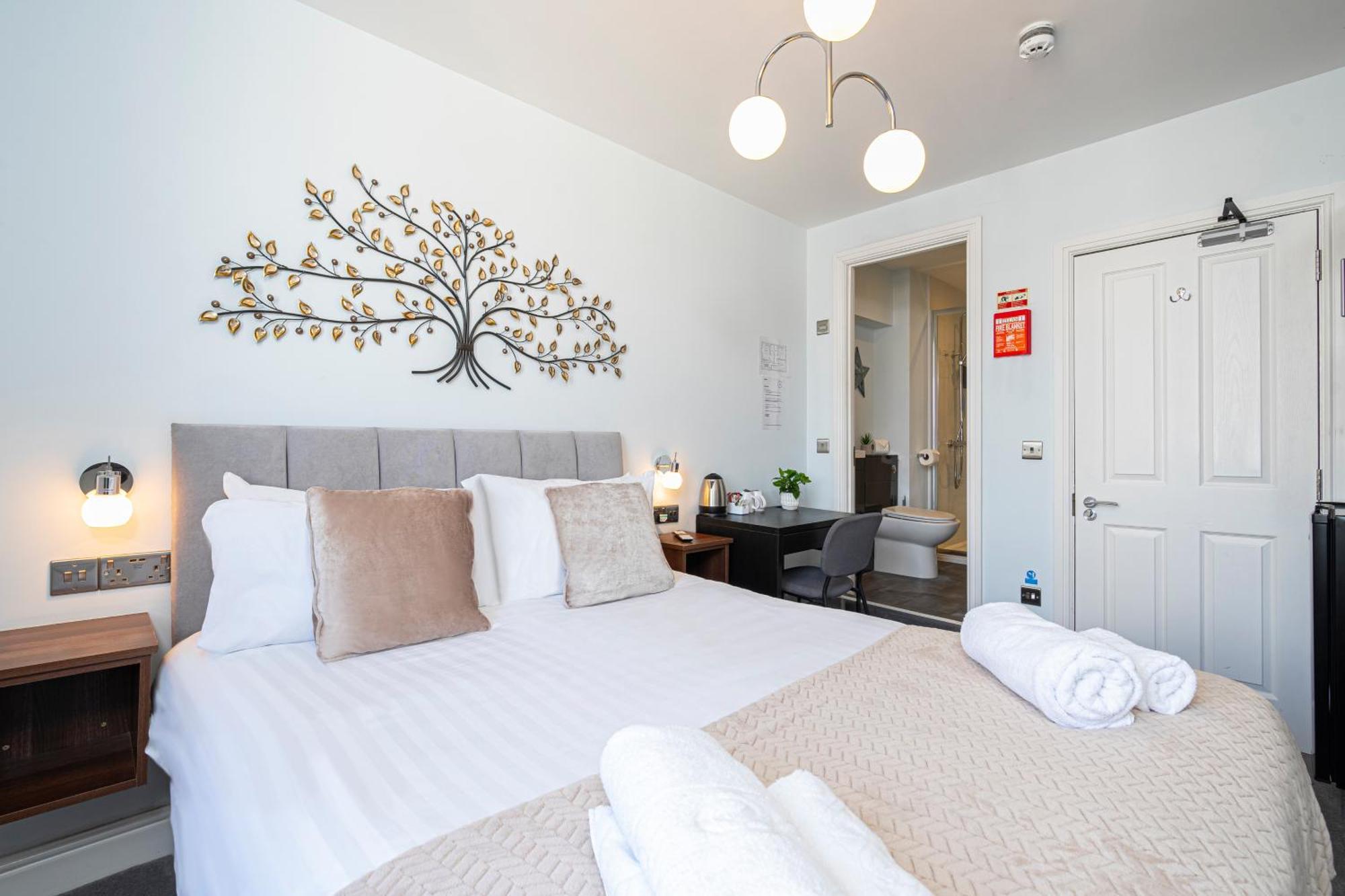 Ocean Hotel, 2*