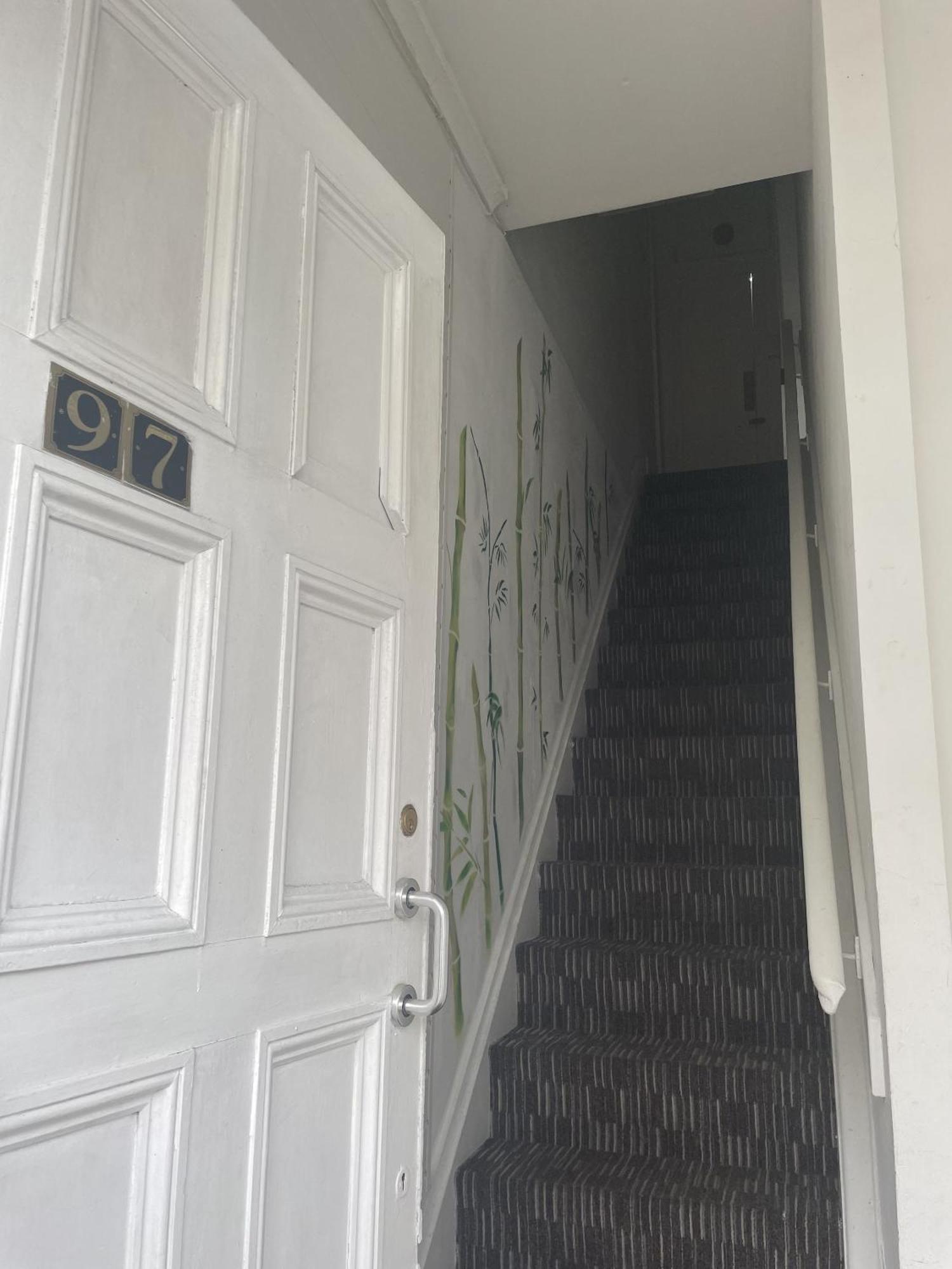 Apartment Serviced