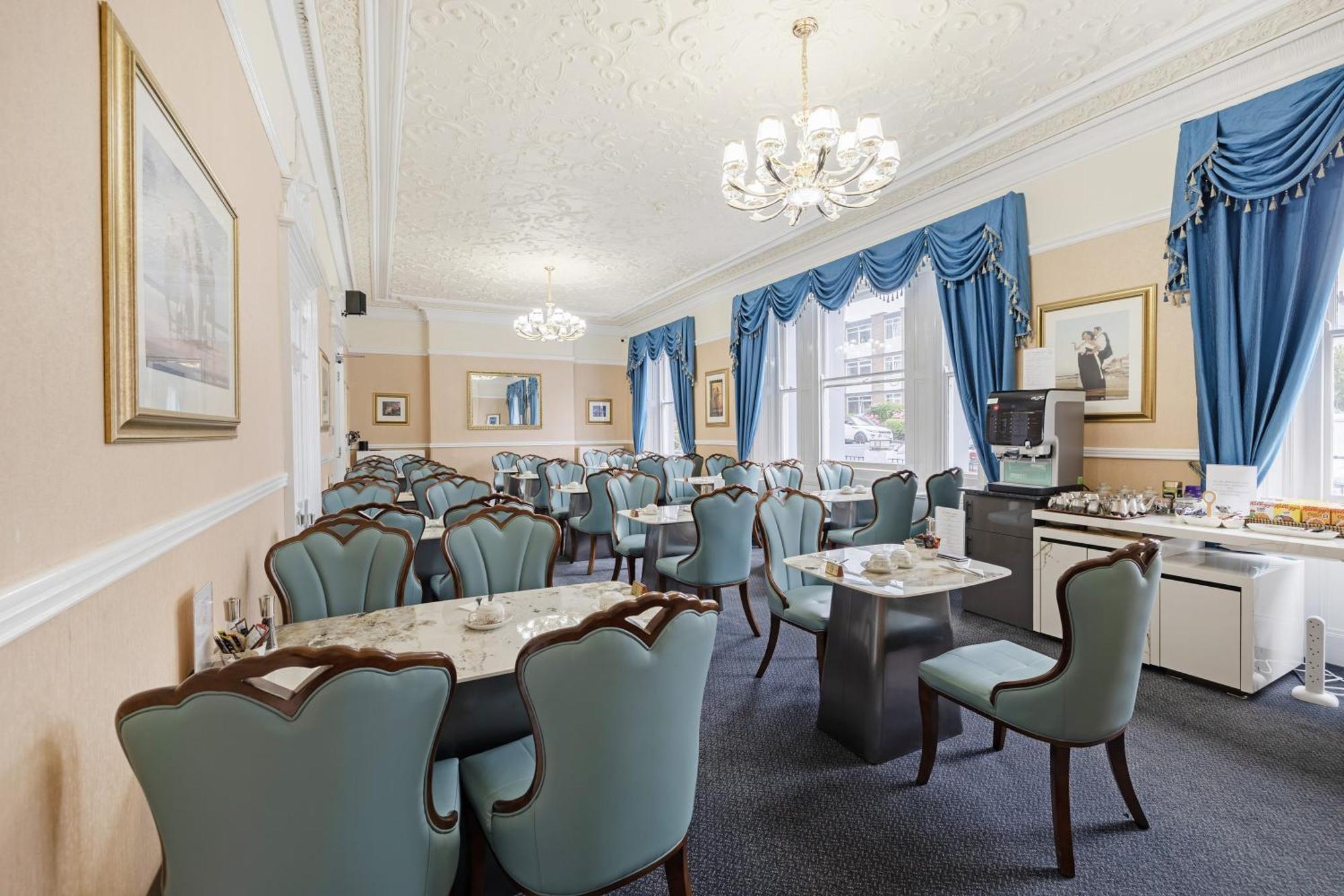 The Drake 4* Plymouth