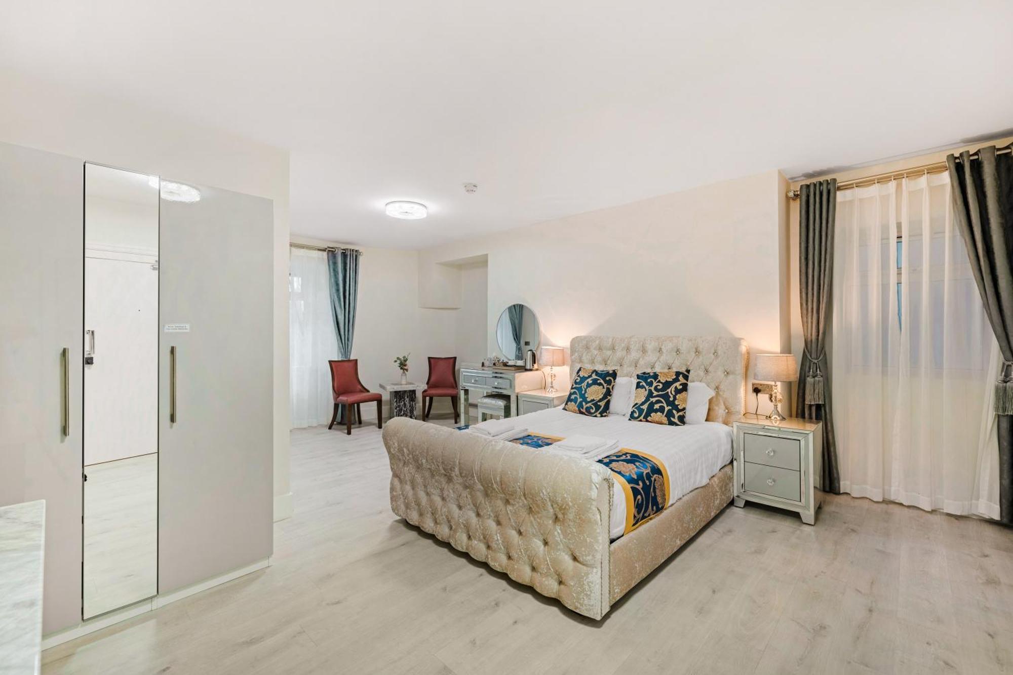 The Drake 4*