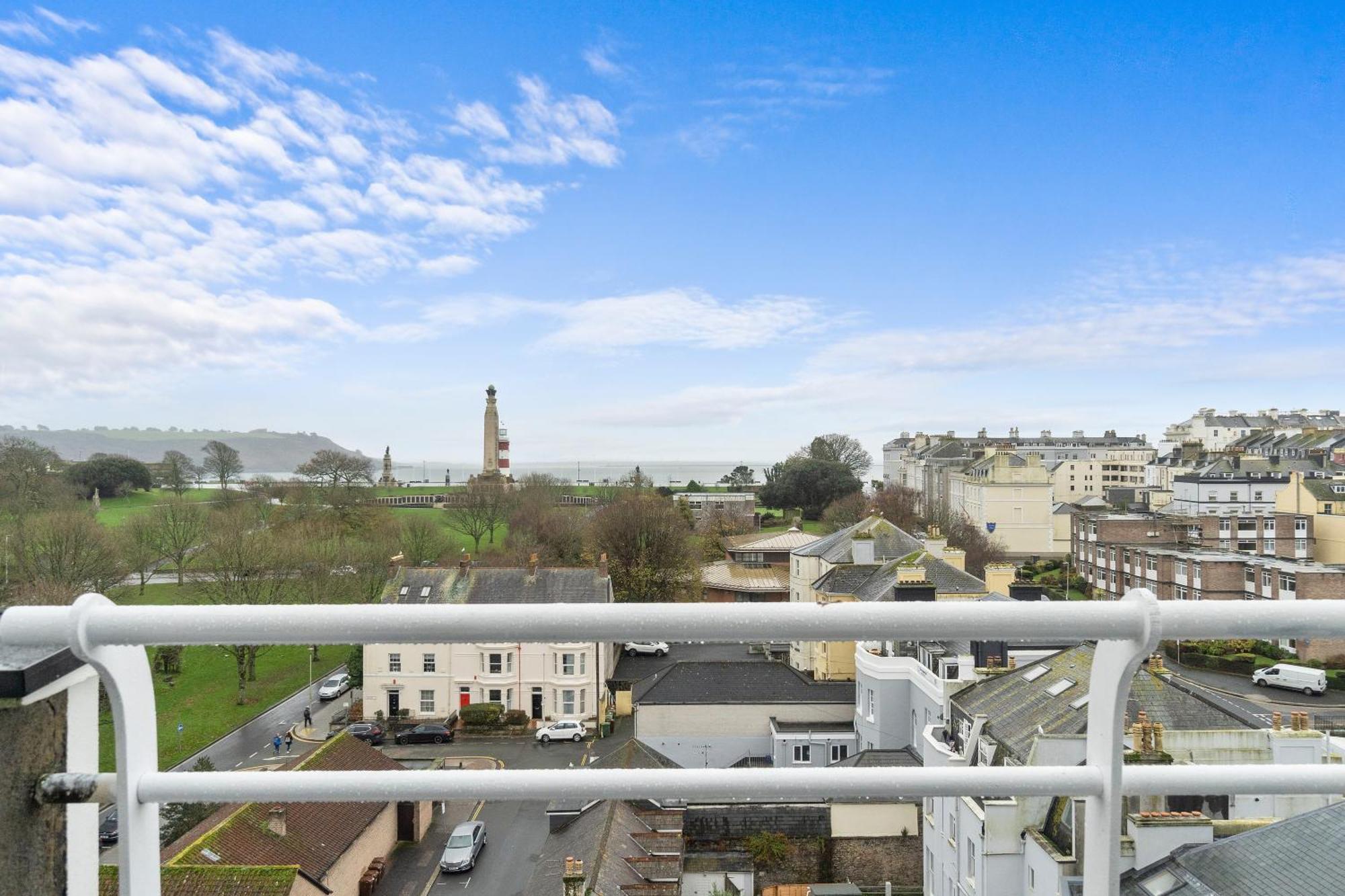 Large Penthouse By Opal Plymouth