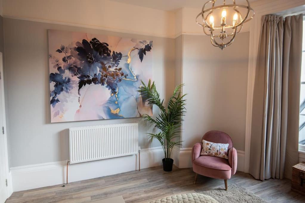 Apartment Stunning In The Heart Of Plymouth