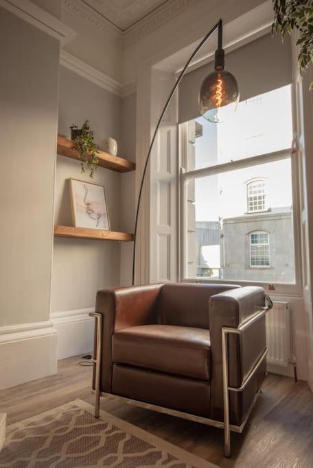 Apartment Stunning In The Heart Of Plymouth